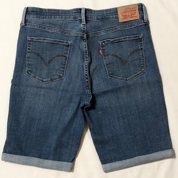 Levi’s Women’s Stretch Bermuda Jean Shorts - 30 - Picture 5 of 14